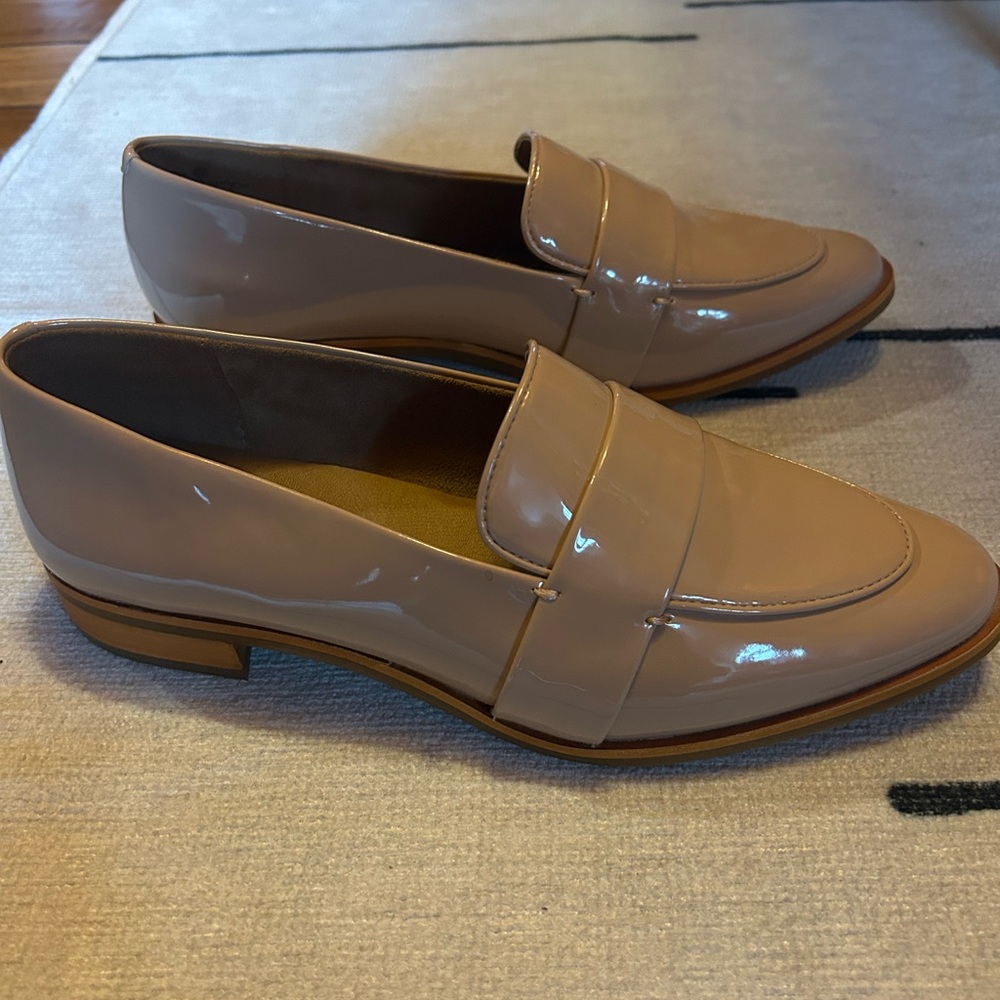 Women's Beige Loafers
